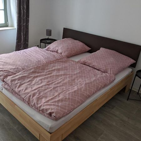 Gut Schlafen In Der Innenstadt Von Zittau - Ferienwohnungen Io19 Exterior foto
